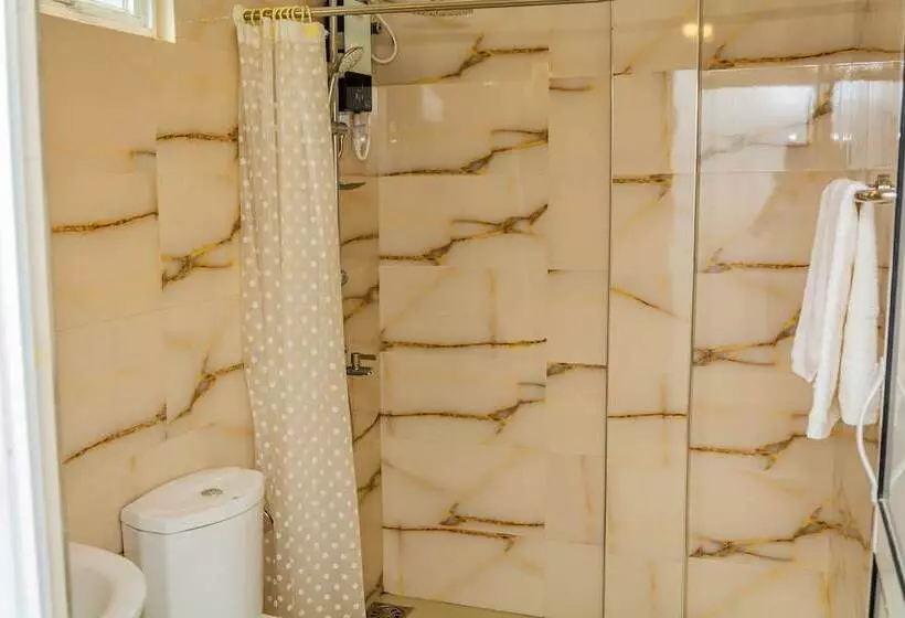 Retkeilymaja Shico Transit