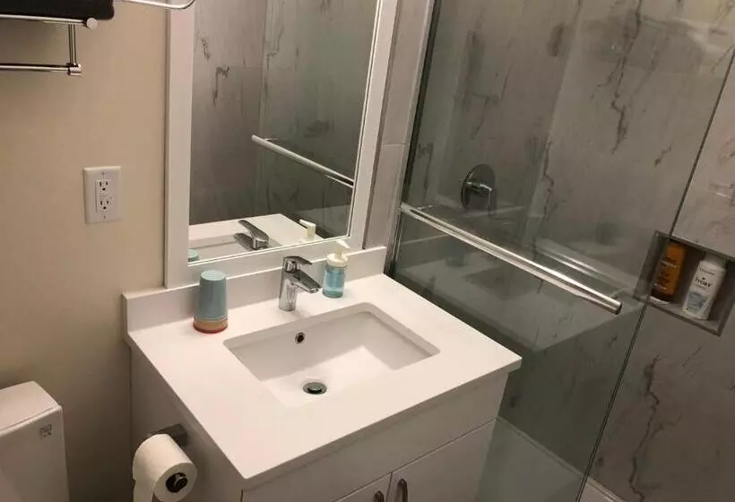 ペンション 2024 Newly Built 2nd Lvl Guest Suite   2 Bedrooms