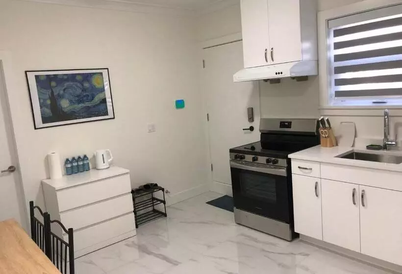ペンション 2024 Newly Built 2nd Lvl Guest Suite   2 Bedrooms