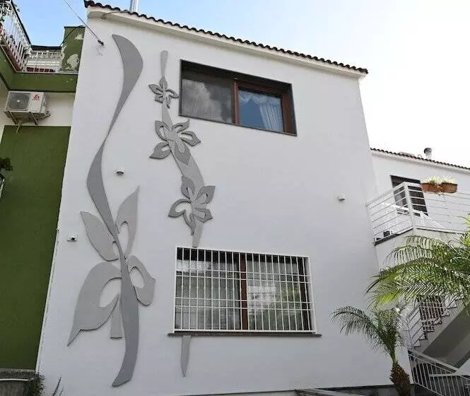 ペンション Slopes Suites And Spa