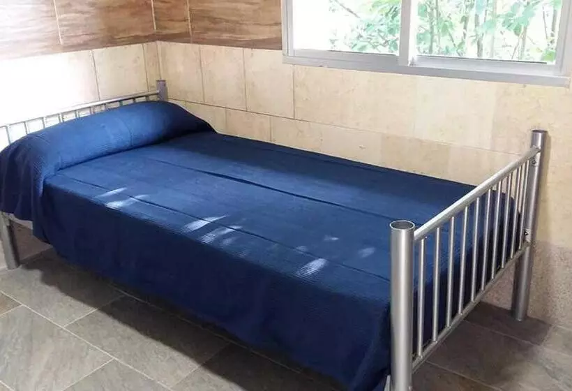 Retkeilymaja Cruz De Ferreira