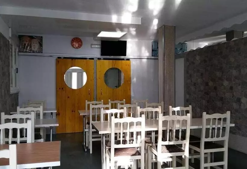 Retkeilymaja Cruz De Ferreira