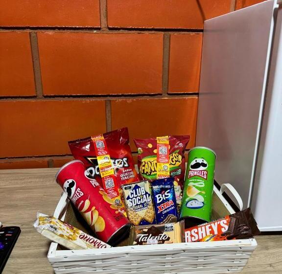 Отель Na Rodovia Castelo Branco