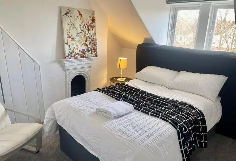 Majatalo Golden Triangle Townhouse