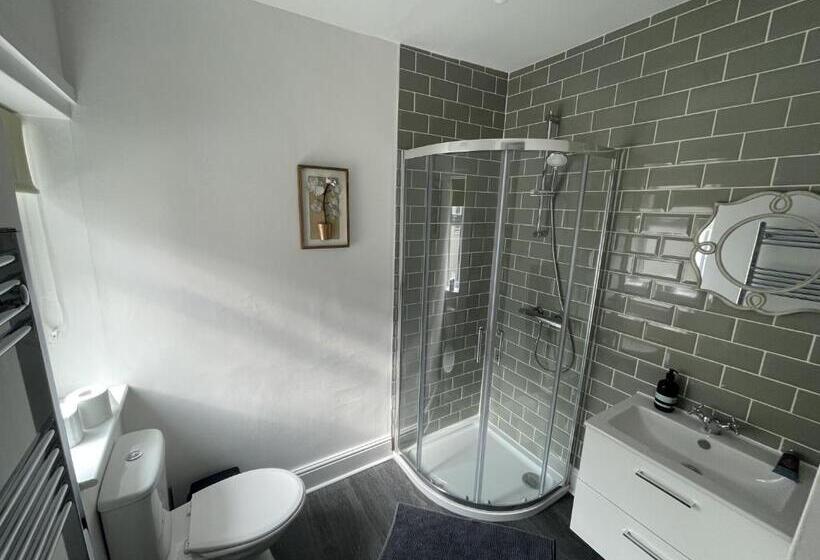 پانسیون Golden Triangle Townhouse