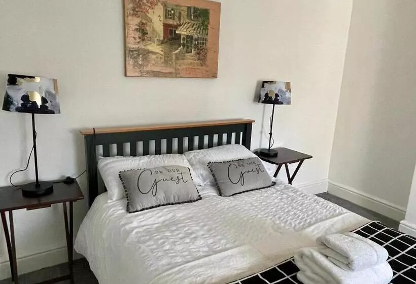 Majatalo Golden Triangle Townhouse