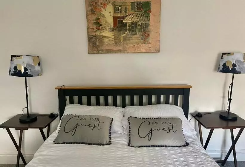 Majatalo Golden Triangle Townhouse