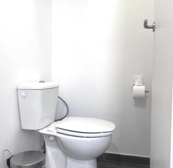 هاستل Terrace House