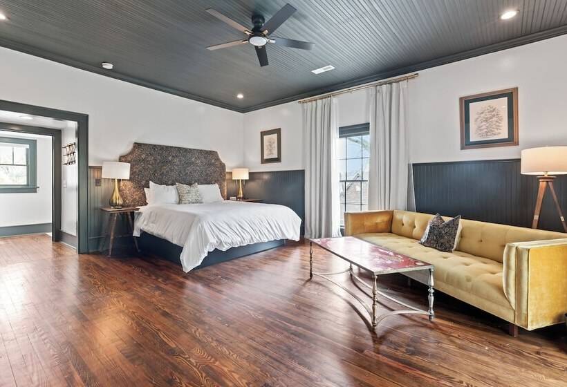 مبيت وإفطار The Opal And West House