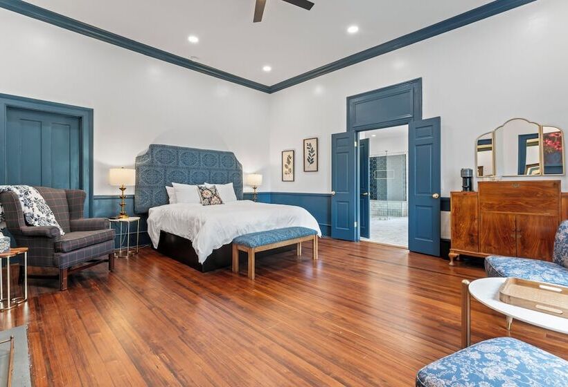 مبيت وإفطار The Opal And West House