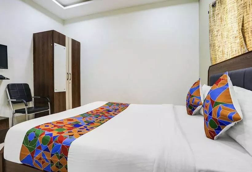 Fabhotel Johar Inn