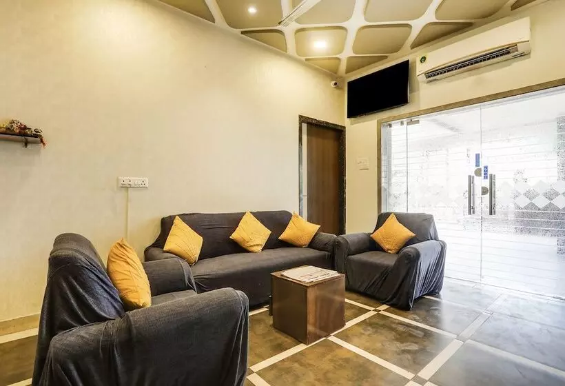 Fabhotel Johar Inn