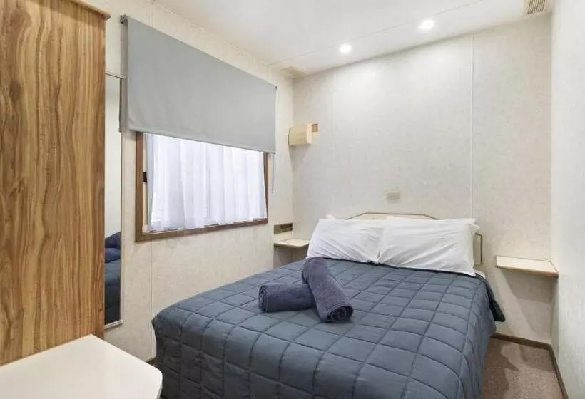 ホテル Paradise Palms Caravan Park