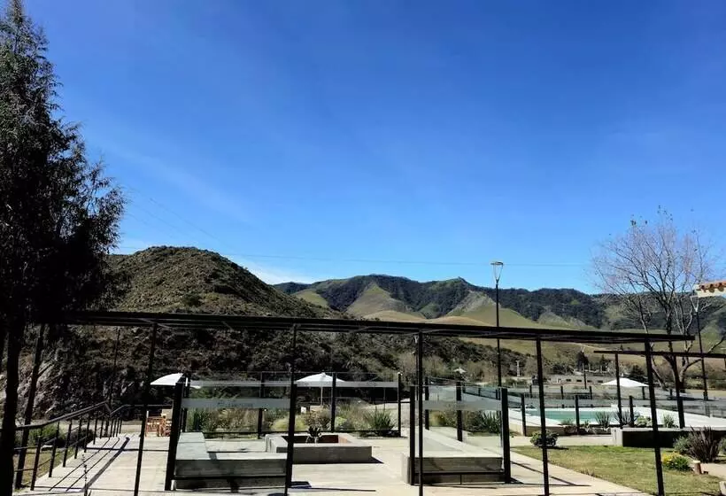 Hotelli Hostería La Angostura