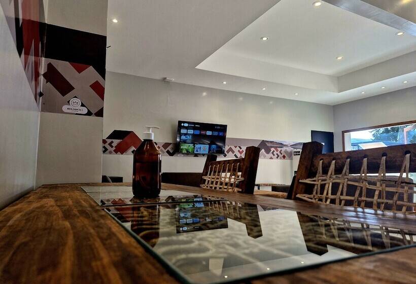 Отель Hostería La Angostura