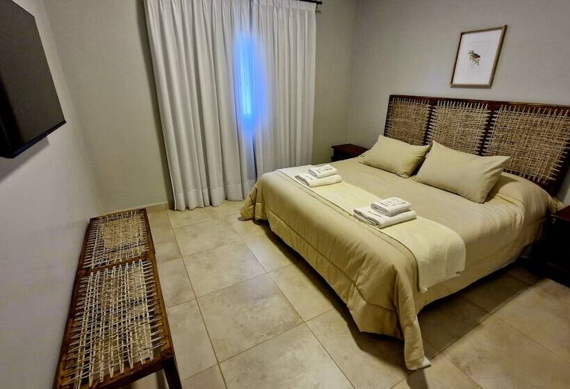 Отель Hostería La Angostura