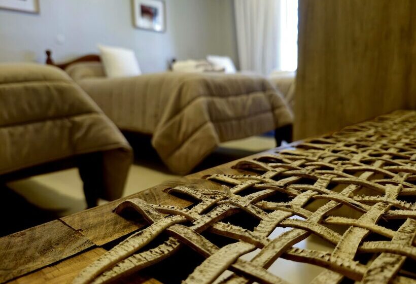 Отель Hostería La Angostura