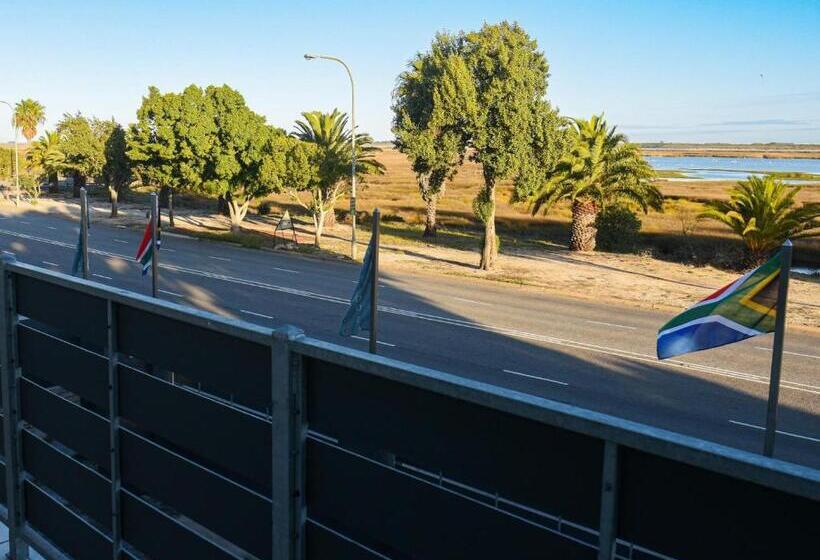 بنسيون Velddrif Riverside Guesthouse