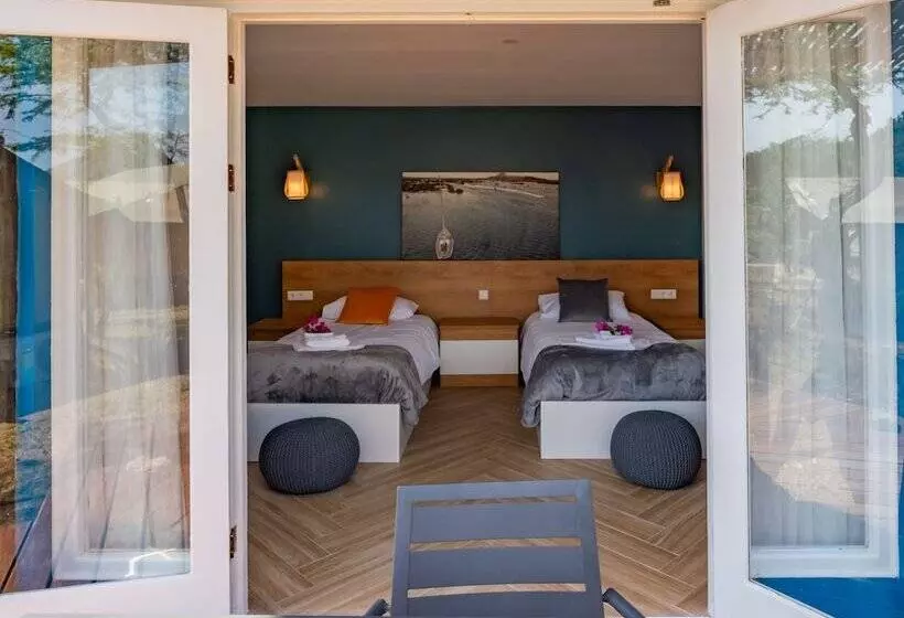 هتل Bed & Bike Westpunt