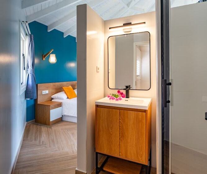 هتل Bed & Bike Westpunt