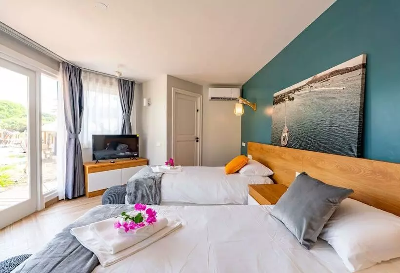 هتل Bed & Bike Westpunt