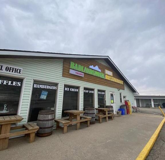 Badlands Motel
