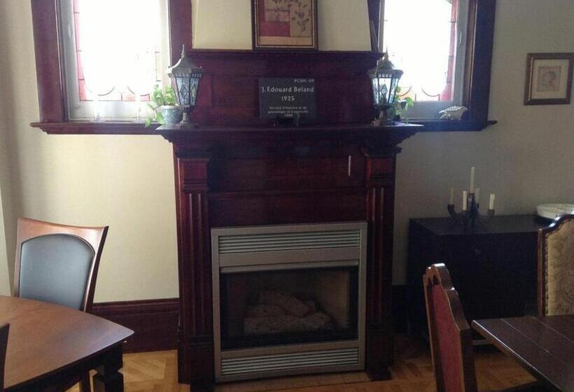 민박 Le 100 St Laurent