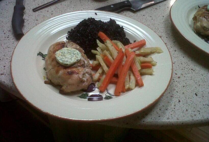 민박 Le 100 St Laurent