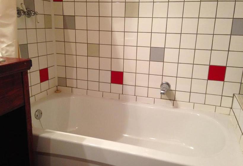 Bed and Breakfast Nisku Guest House