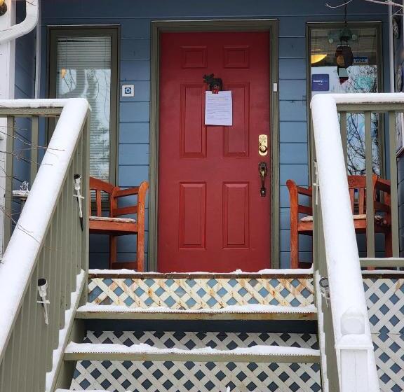 Hidden Valley Bed And Breakfast