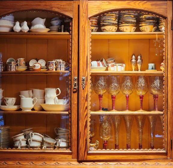 Hidden Valley Bed And Breakfast