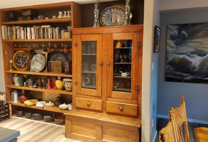 Hidden Valley Bed And Breakfast