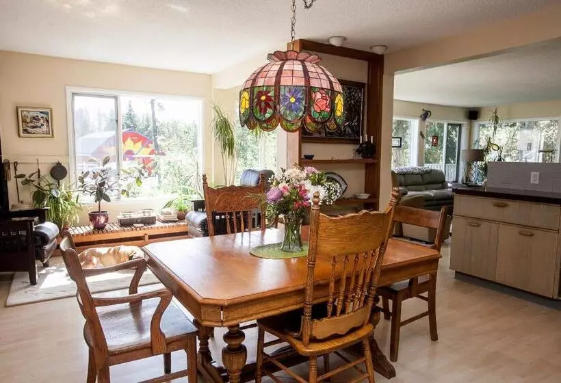 Hidden Valley Bed And Breakfast
