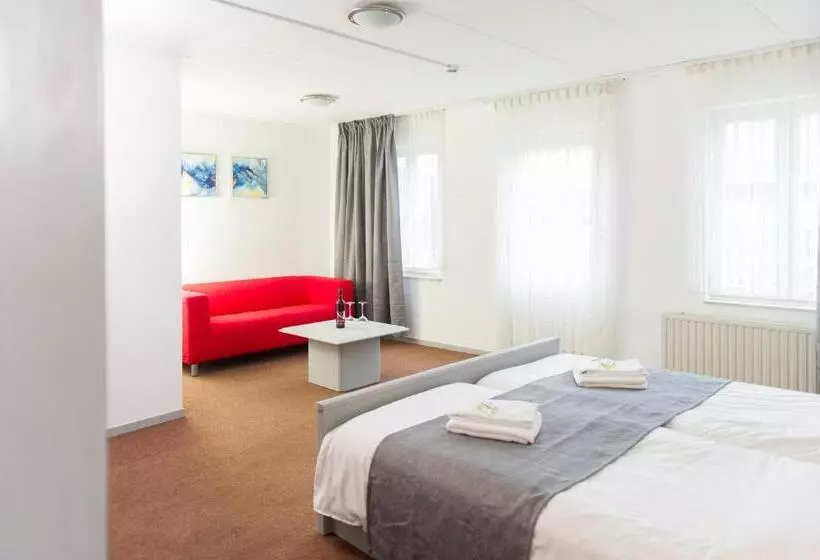 Hotelli Gasterij Berg En Dal