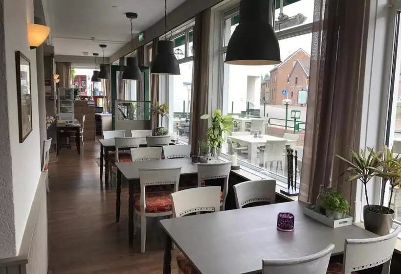 Hotelli Gasterij Berg En Dal