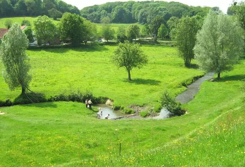 Hotelli Gasterij Berg En Dal