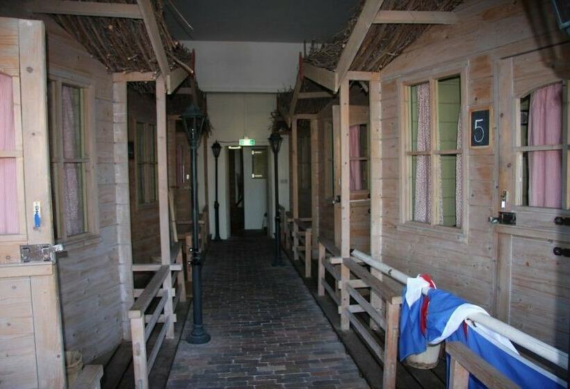 בית מלון כפרי Herberg Oom Lammert En Tante Klaasje