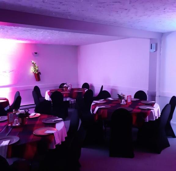 فندق Hôtel Aux Vieux Bardeaux