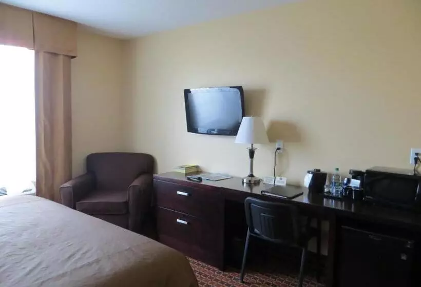 Hotelli Poplar Tree Inn