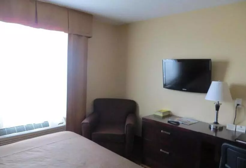 Hotelli Poplar Tree Inn