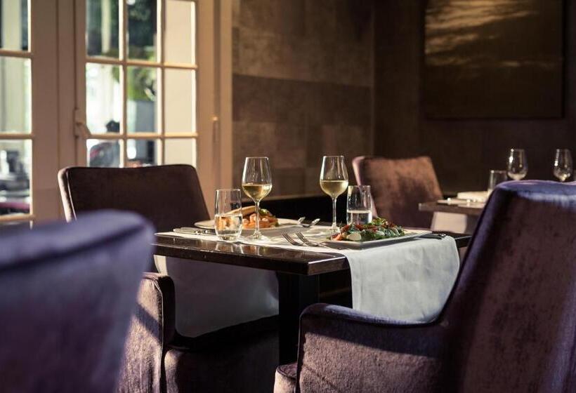 ホテル Restaurant De Wolfsberg