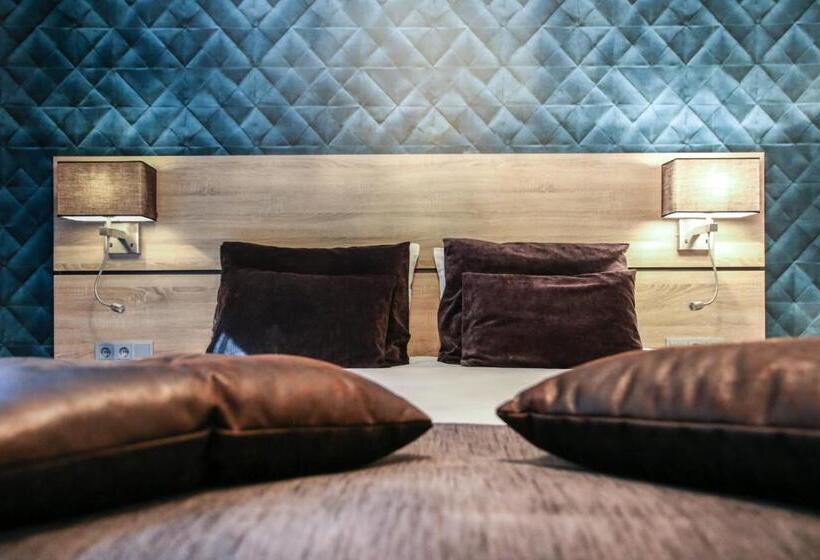 ホテル Restaurant De Wolfsberg