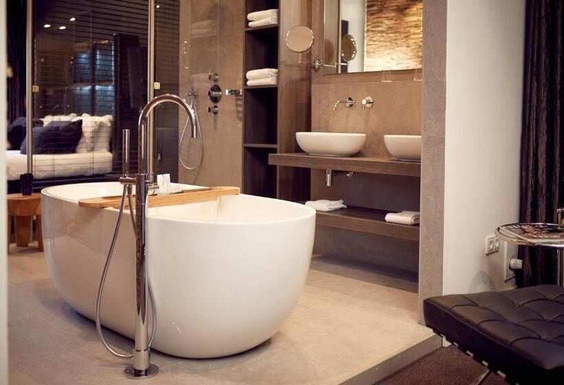 ホテル Restaurant De Wolfsberg