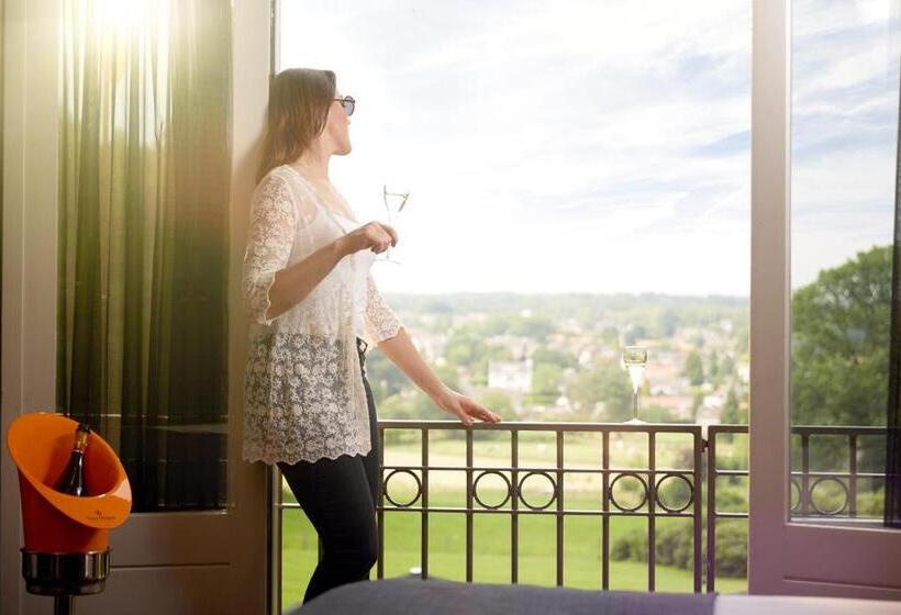 ホテル Restaurant De Wolfsberg