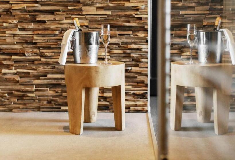 ホテル Restaurant De Wolfsberg