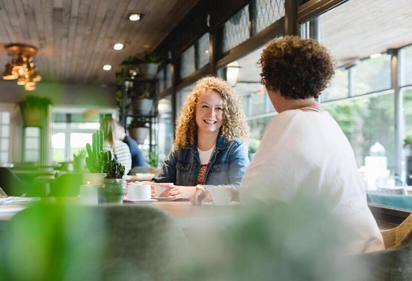 ホテル Restaurant De Wolfsberg