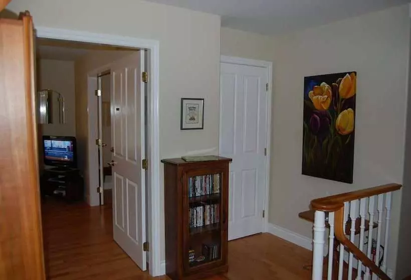 Lakeshore Bed & Breakfast