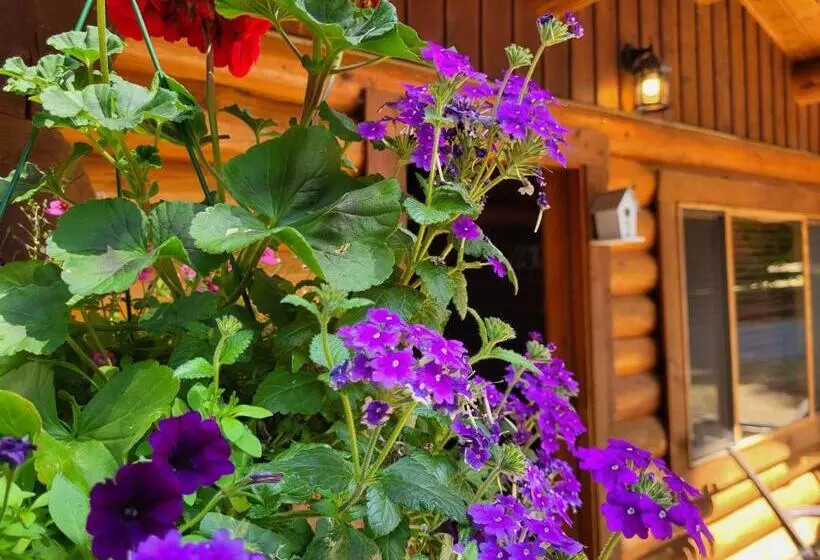 Riverbend Cottages & Rv Resort