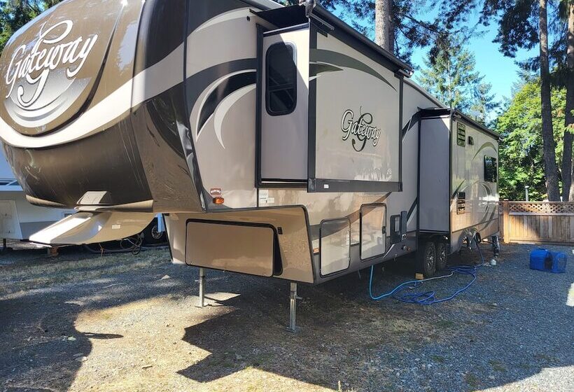 Riverbend Cottages & Rv Resort