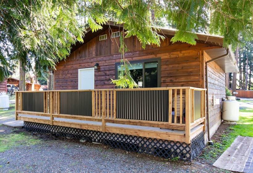 Riverbend Cottages & Rv Resort